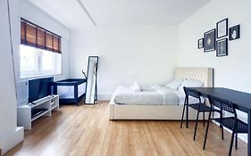 Central London Rooms Ec1V